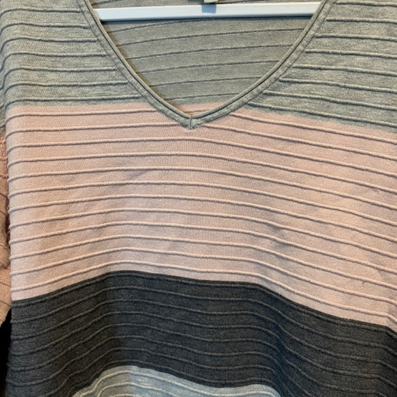 Laura size 3X pullover - Picture 4 of 11